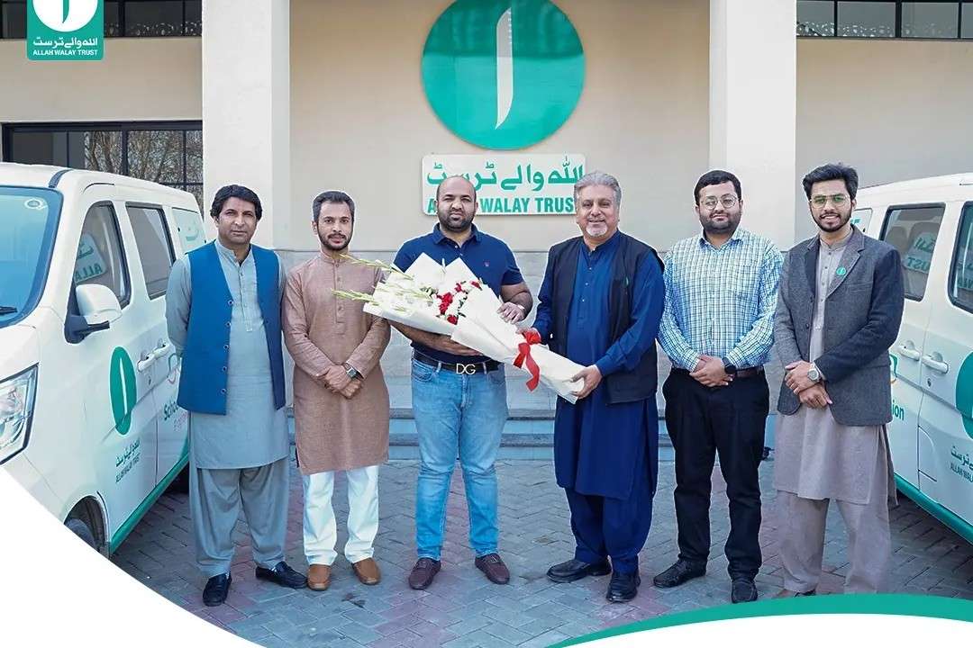 Minister Visits Allah Walay Mega Kitchen