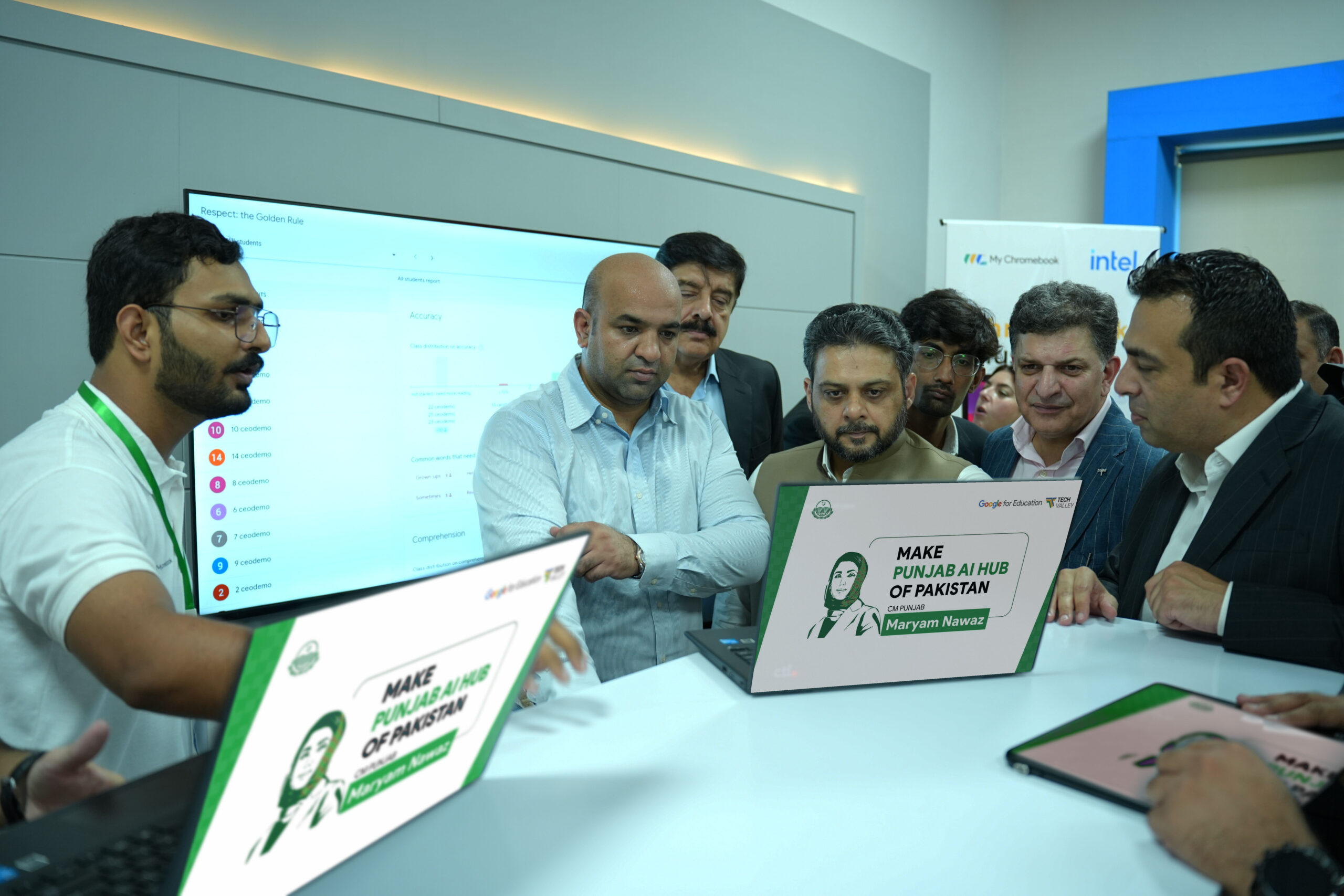 Minister Visits Allah Walay Mega Kitchen